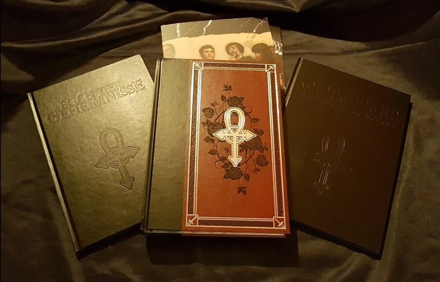 WODnews auf YouTube: Unboxing der Deluxe Vampire: Das Dunkle Zeitalter (VDA20)&nbsp;Bücher