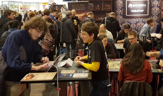 SPIEL 2018 - Paradox Stand mit der Rundenorganisation