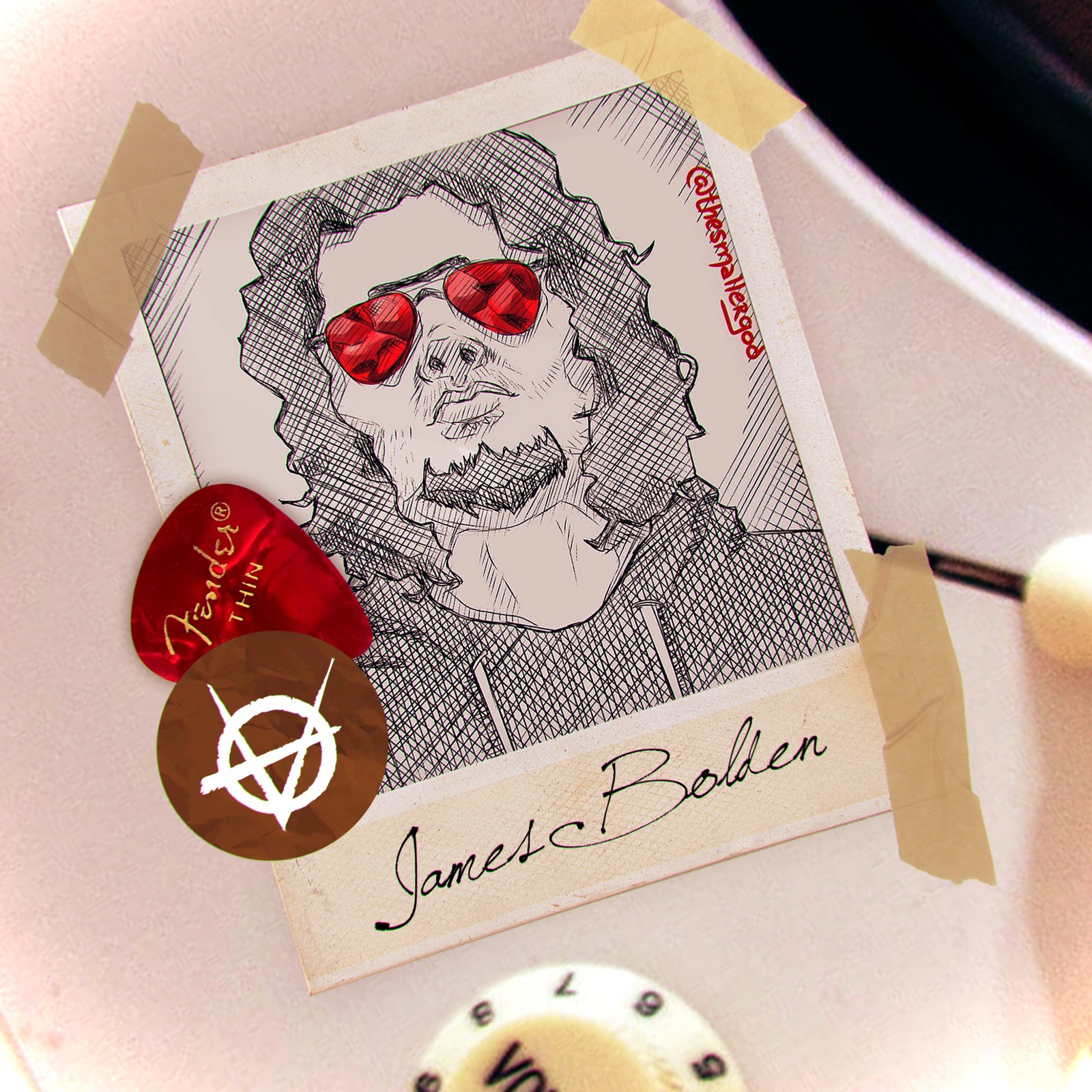 World of Darkness - Stories - 30 - Polaroid mit Plectrum mit Zeichnung eines Manns mit roter Sonnenbrille und langen Haaren