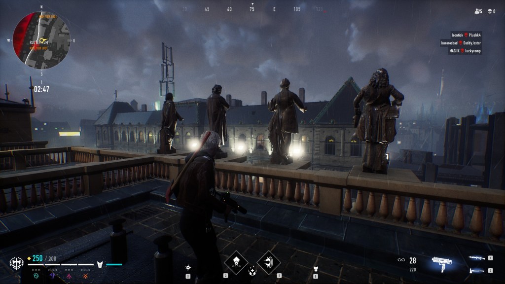 Bloodhunt - Stadt - Rudolfinium, Blick auf die Statuen zur Stadt hin, hintenrechts ist der Fernsehturm / die Antenne