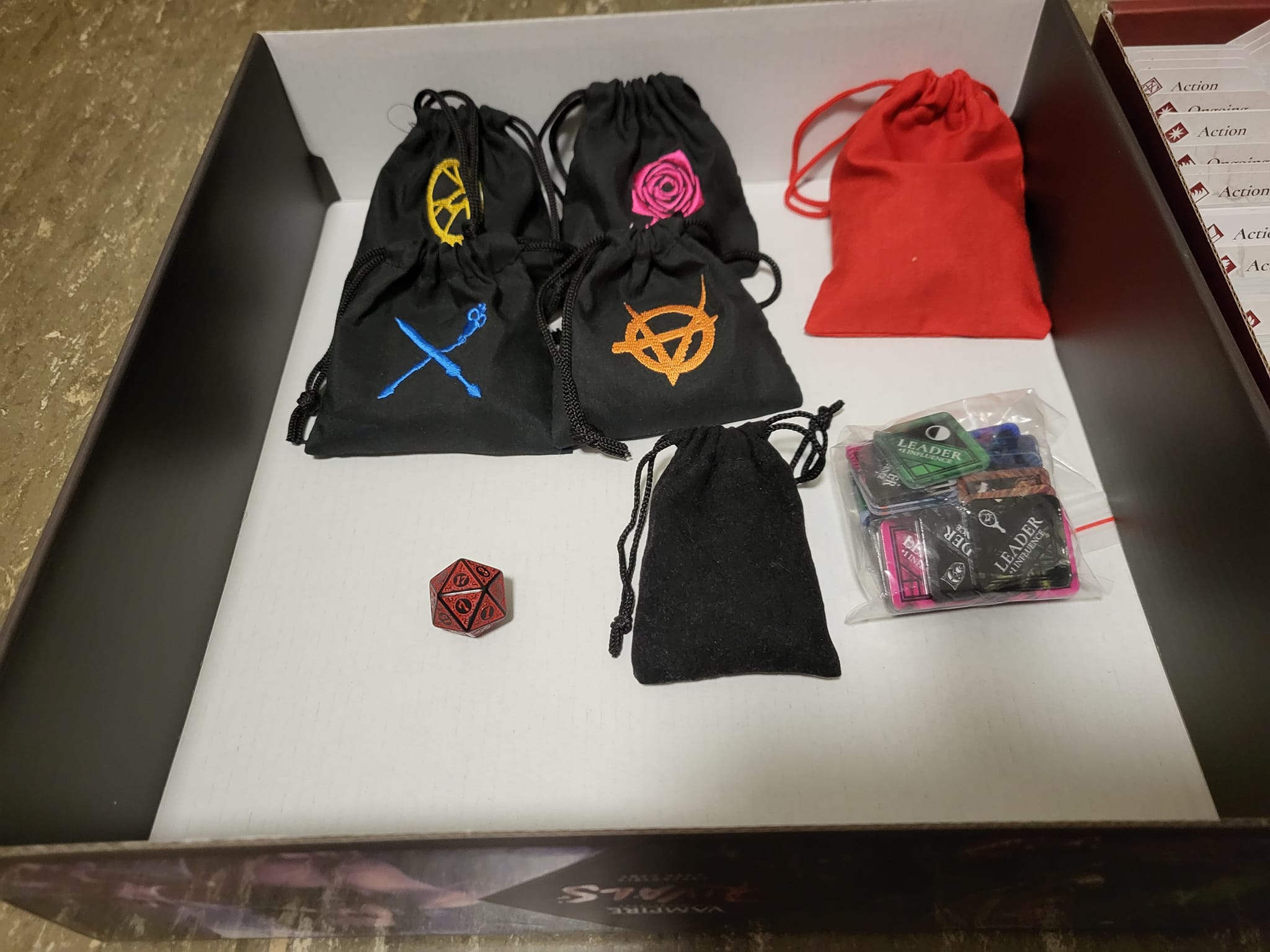 VtM Rivals - Box - Deckel in dem meine Token sind